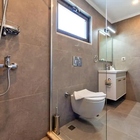 Apartmán 3 Bedroom With Private Pool *