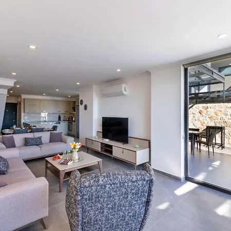 3 Bedroom With Private Pool * Kalkan