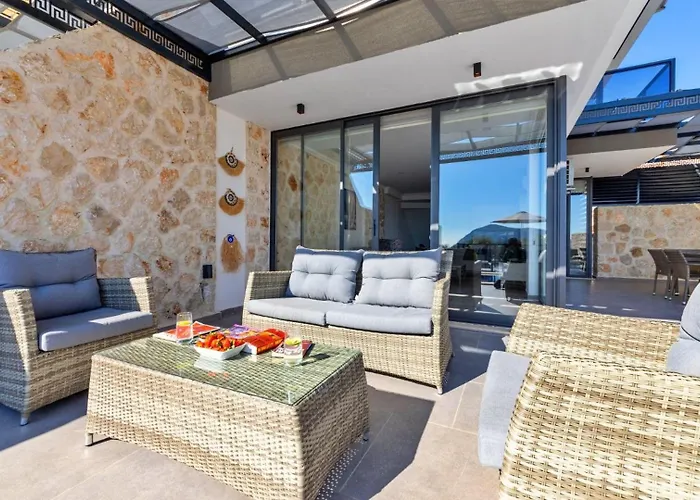 3 Bedroom With Private Pool