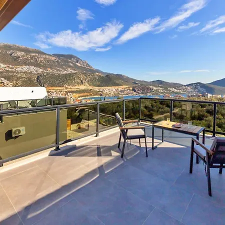 3 Bedroom With Private Pool דירה