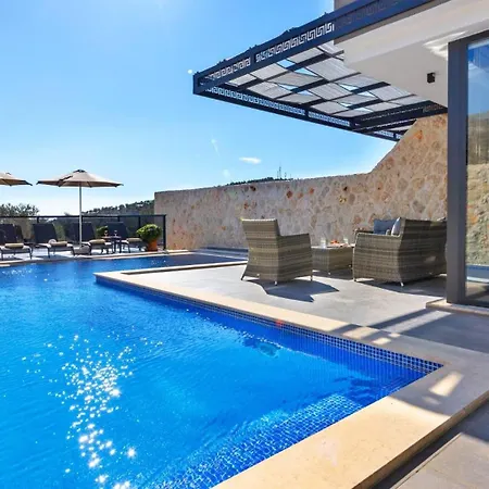 3 Bedroom With Private Pool