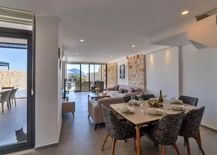 3 Bedroom With Private Pool * Kalkan