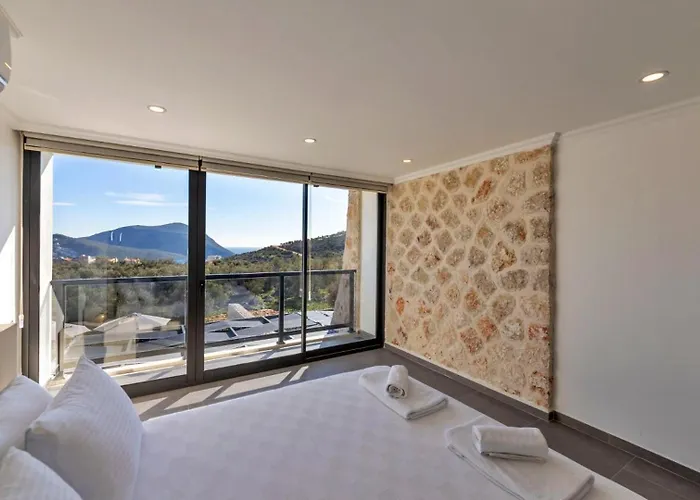 3 Bedroom With Private Pool * Kalkan