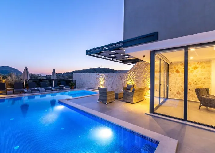 3 Bedroom With Private Pool * Kalkan