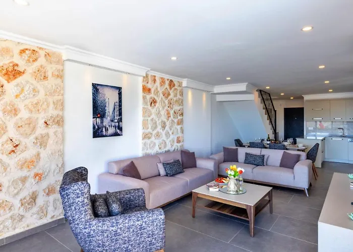 3 Bedroom With Private Pool Daire