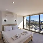 Апартаменты 3 Bedroom With Private Pool Калкан