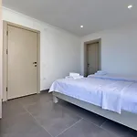 Апартаменты 3 Bedroom With Private Pool Калкан