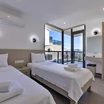 3 Bedroom With Private Pool