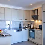 Апартаменты 3 Bedroom With Private Pool *