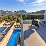 3 Bedroom With Private Pool Апартаменты *