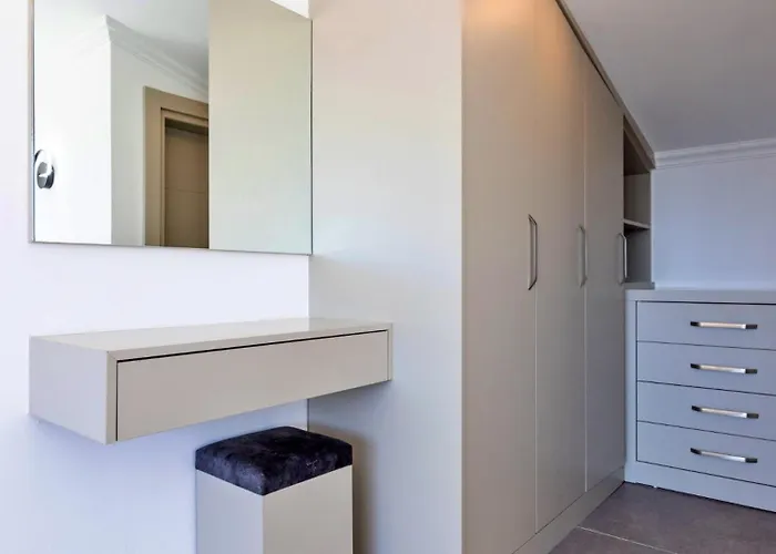 アパート 3 Bedroom With Private Pool カルカン