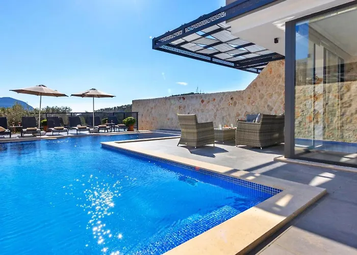 3 Bedroom With Private Pool